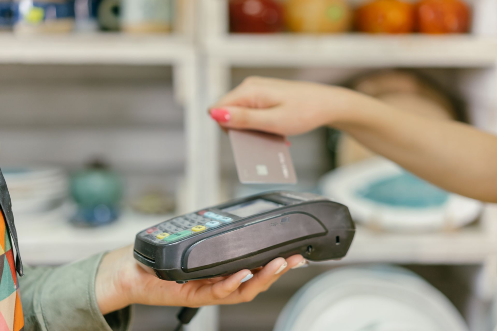 Can You Pay a Credit Card with Another Credit Card