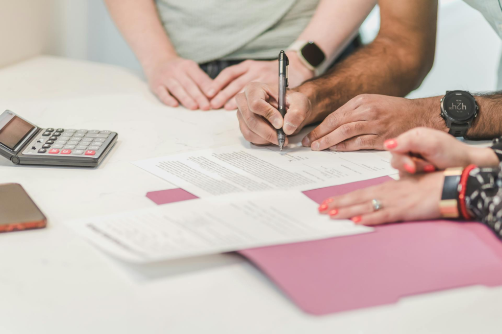 Your Options for Resolving a Default Loan in Canada